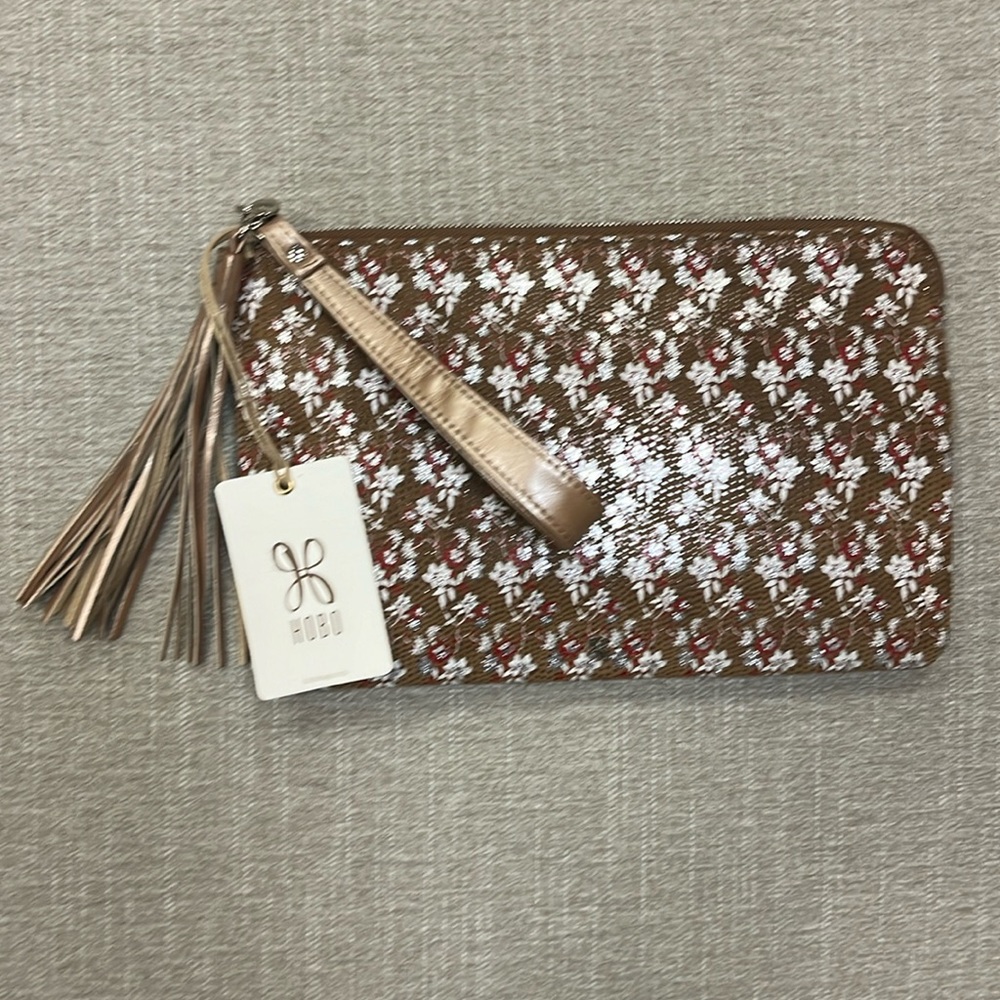 HOBO Wayfare Wristlet in Ditzy Floral